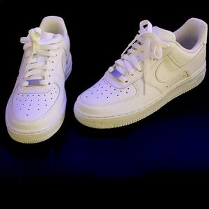 Nike Air Force 1